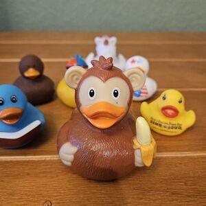 Lilalu Monkey Rubber Duck and Friends Jeep Ducking